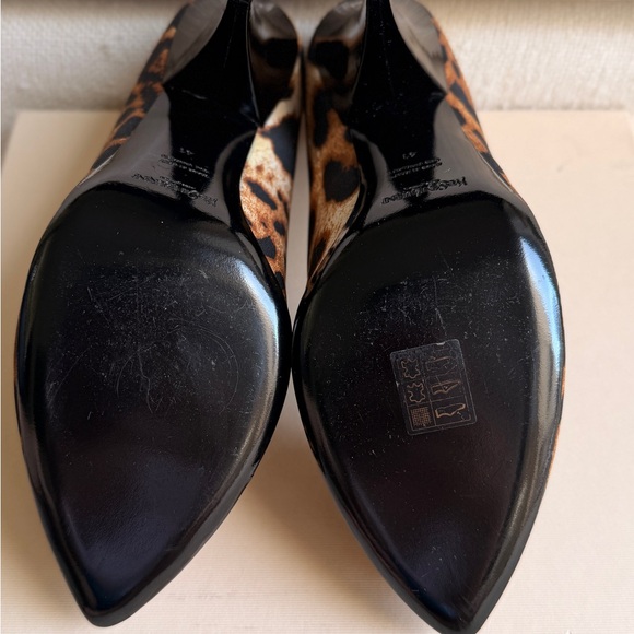 Yves Saint Laurent Leopard Print Jeweled Pointed Toe Pumps - Picture 9 of 10